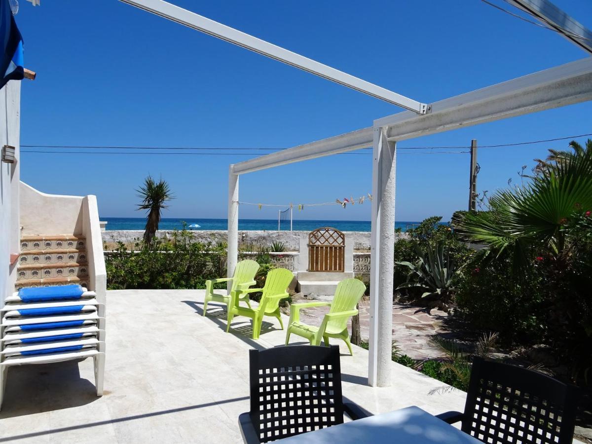 Villa At Seafront With Private Garden-655 Denia Exterior photo